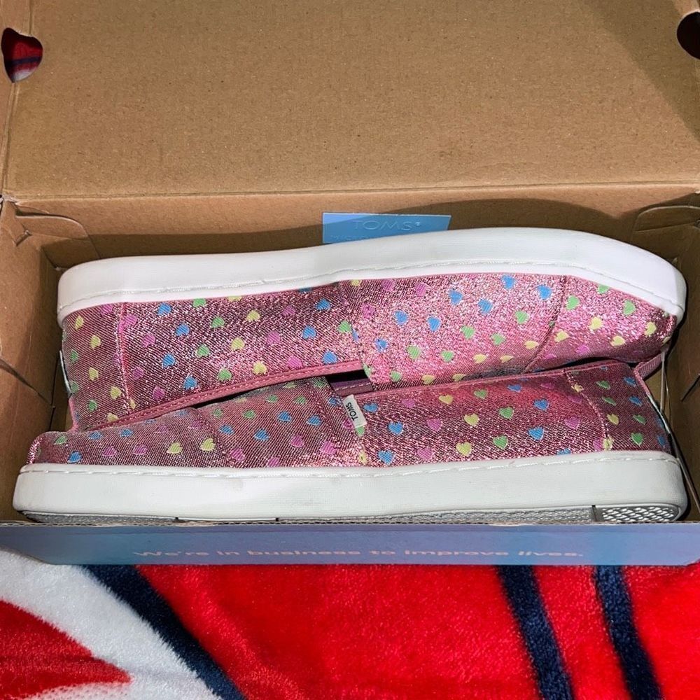 TOMS - Picture 8 of 9